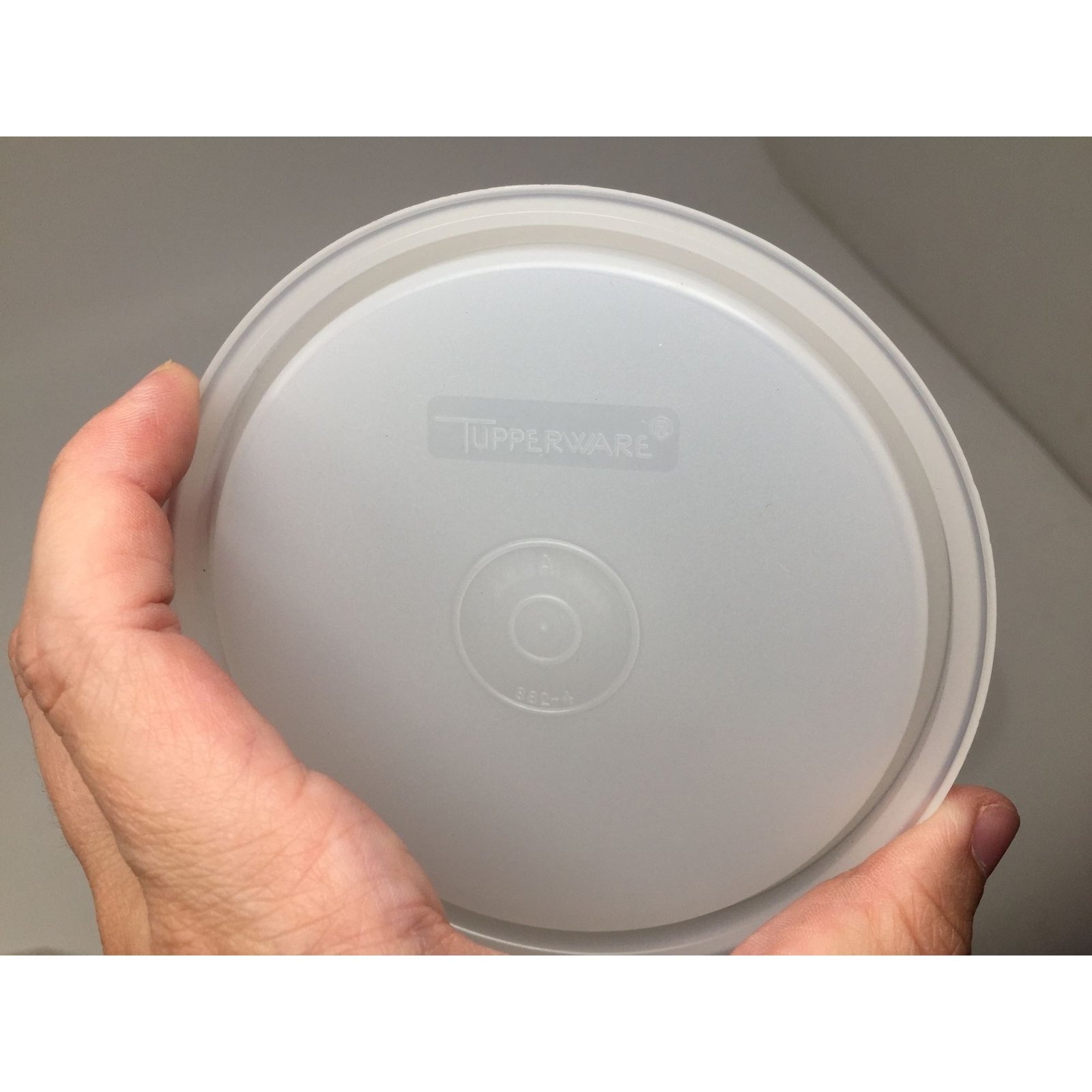 Tupperware Hamburger Keeper with Press and Plastic Discs to separate patties gallery