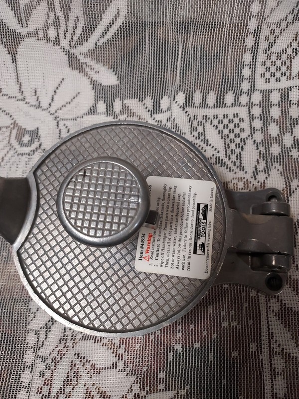 Harbor Freight Hamburger Press Aluminum Adjustable Hinged Lid gallery