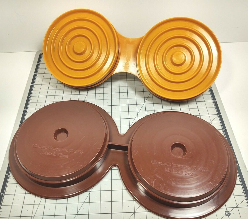 Charcoal Companion Hamburger Patty Press Mold (Makes 2 Patties) 2005. gallery