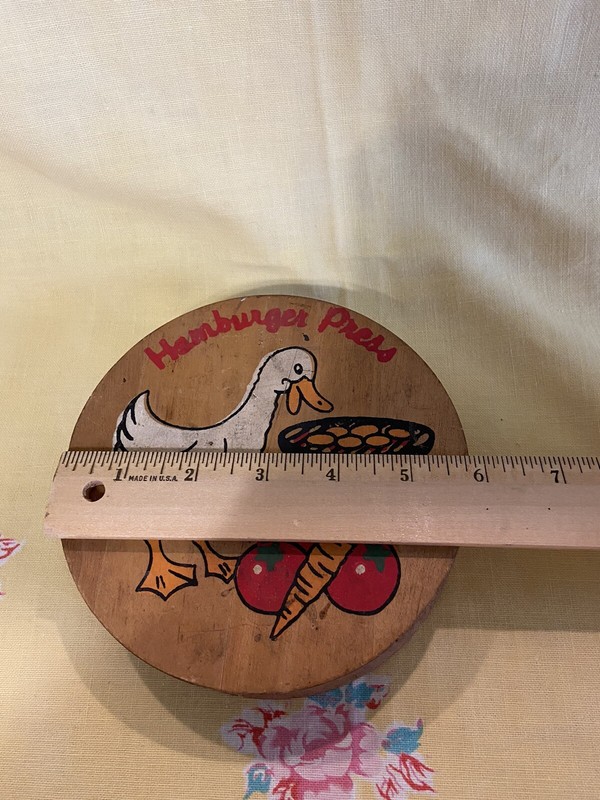 Wooden Hinged Hamburger Press - Duck Grilling Image on Front Vintage gallery