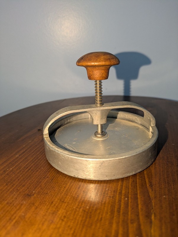 Vintage Androck Aluminum Hamburger Press Pat. No. RE-24935 Confirmed Mid-century gallery