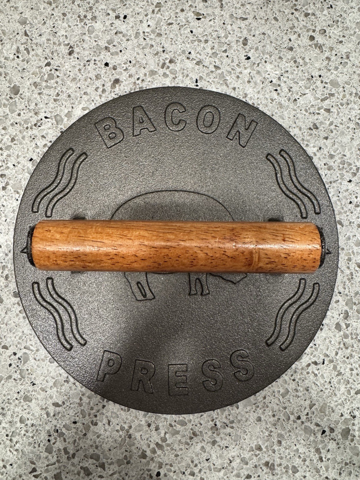Cast Iron Ribbed Bacon Press w/ Wood Handle, Large 8.5 in Diameter gallery
