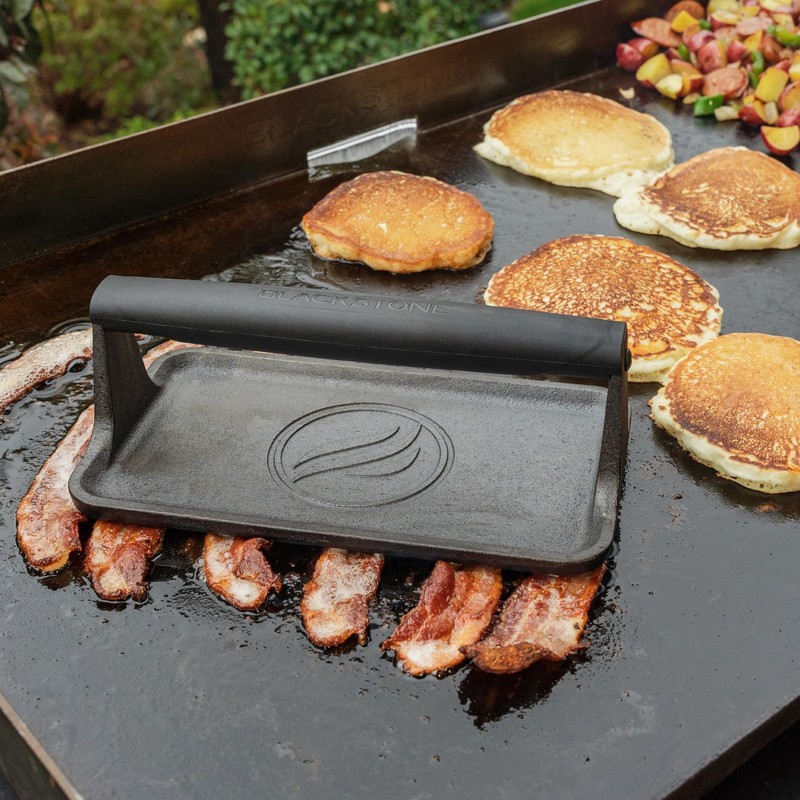 Blackstone 5553 PreSeasoned Cast Iron Griddle Press Medium Heavy DutyMeat, Bu... gallery