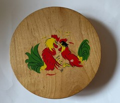 Wooden Hinged Burger Press VTG Japanese Hand Painted Roosters