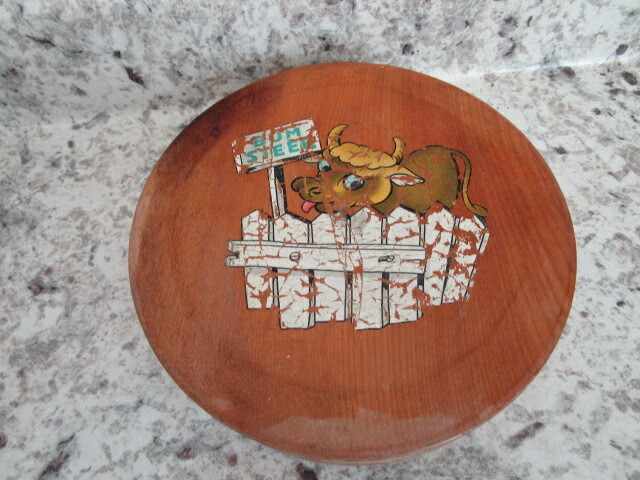 Vintage Wooden Hamburger Press Retro Kitchen Kitsch "Bum Steer" Motif 1940's gallery
