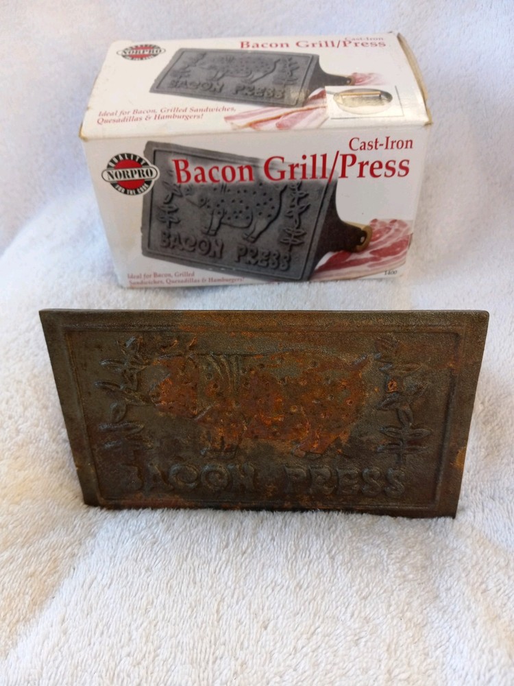 Norpro Cast Iron Pig Bacon Grill Press With Wooden Handle