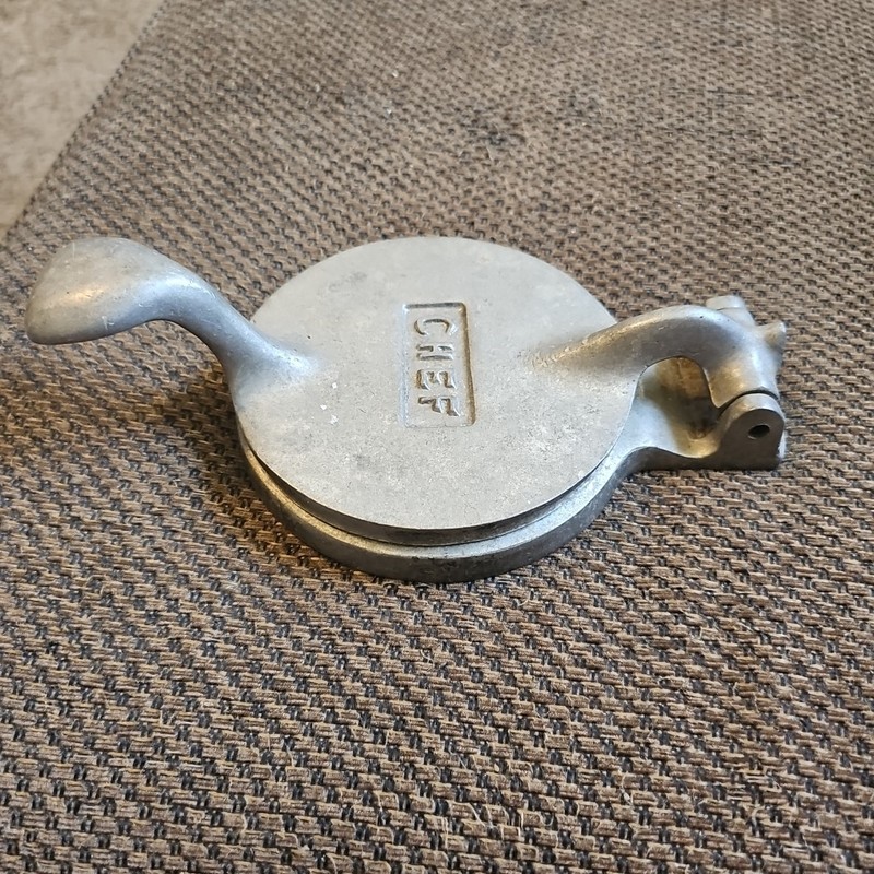 Vintage Hamburger Press Chef Die Cast Aluminum Sears Retro Kitchen 9x5" gallery