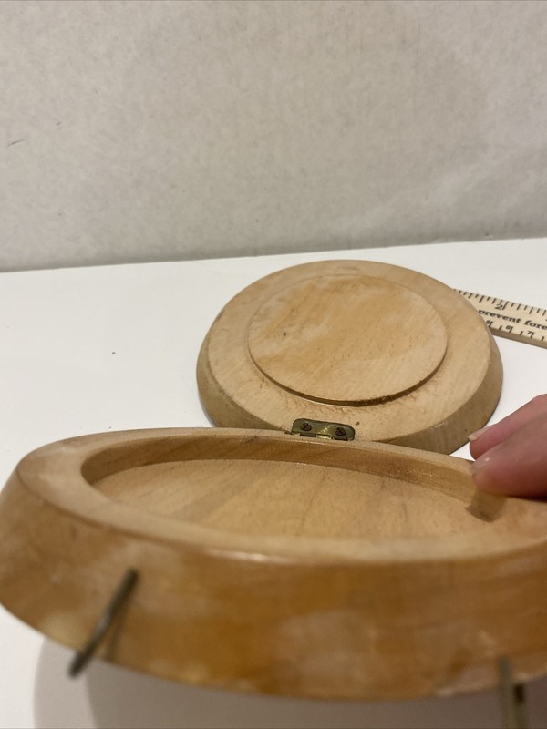 VINTAGE WOODEN HAMBURGER PRESS W/ROOSTER ARTWORK. MADE IN JAPAN. HM gallery