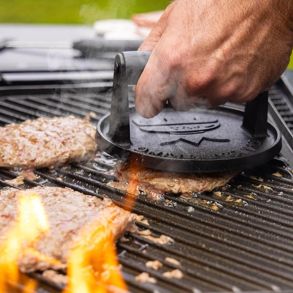 SMASHER KING™ - Premium Cast Iron Smash Burger Press Incl. 25 Pcs of Patty Paper gallery