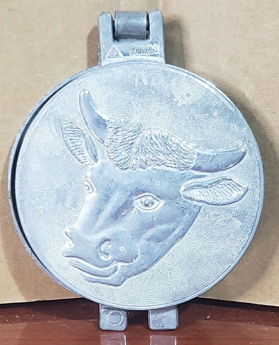 Vintage Farmhouse Cow Metal Hamburger Patty Press Embossed Kitchen Tool gallery