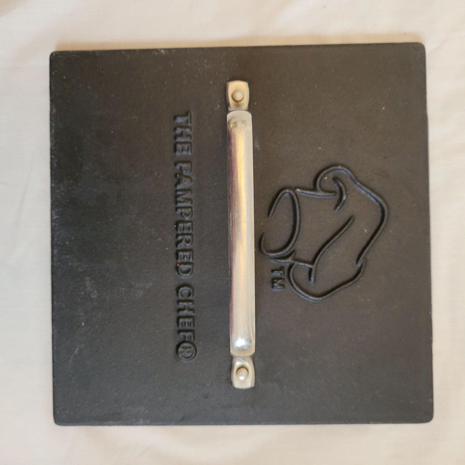 Pampered Chef Grill Press Heavy Cast Iron Bacon Grill Press 8.5" Square gallery