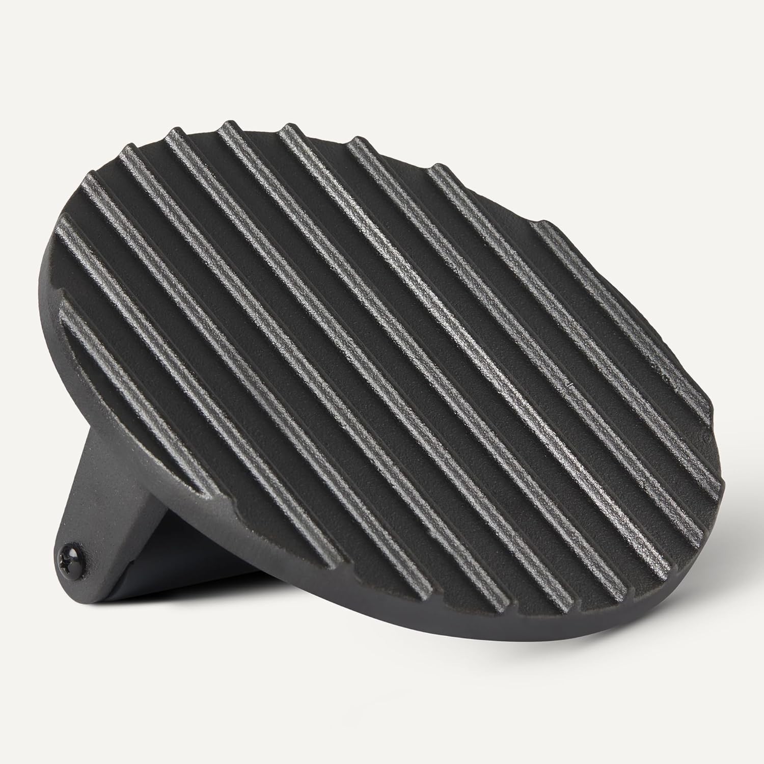 Amazon Basics Cast Iron Burger Press with Wooden Handle, Round, 6.8 x 6.8 x 2.7 gallery