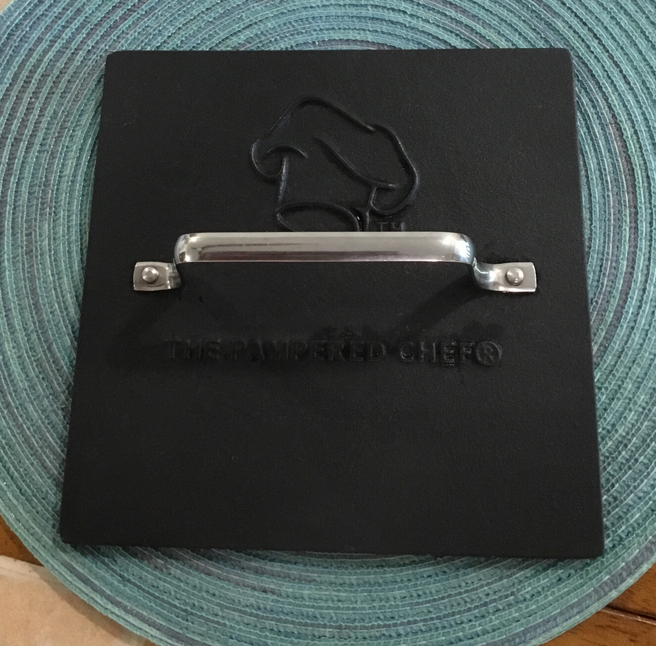 Pampered Chef Cast Iron Heavy Grill Press Burgers Panini Bacon 8.5" gallery