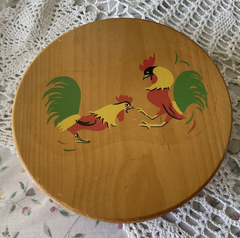5 Inch Wood Hinged Hamburger or Tortilla Press Cock Fighting Roosters Vintage