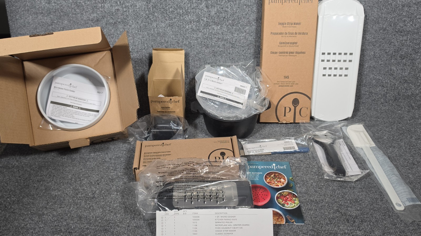Pampered Chef Kitchen Tool Lot NIB Micro Cooker Pasta Cooker & Much More gallery