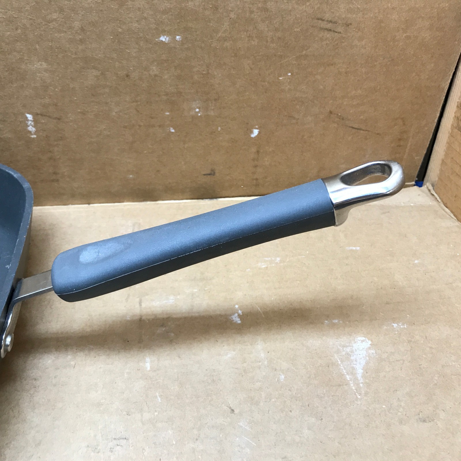 Pampered Chef 11.5" Cast Iron Deep Square Grill Pan gallery