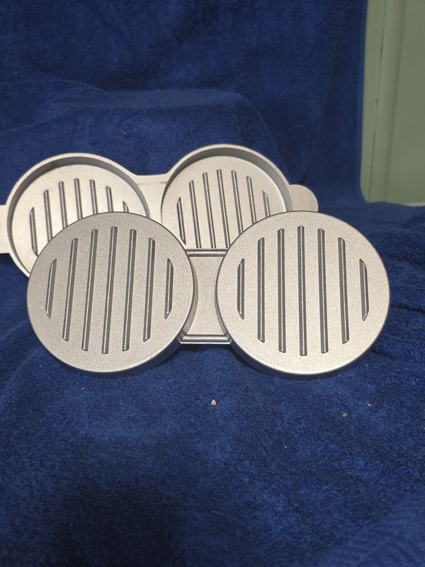 Cuisinart Hamburger Patty Press Non Stick Great Condition! gallery