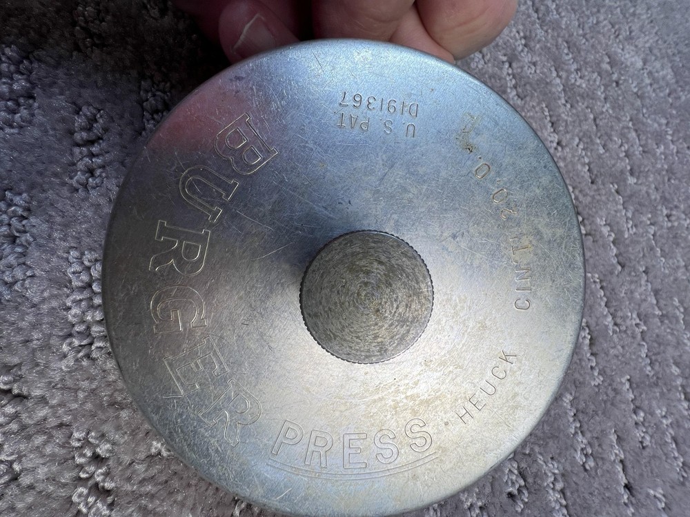 Vintage Heuck Burger Press Cast Aluminum Cinti 20.0 US Pat D191367 Kitchen