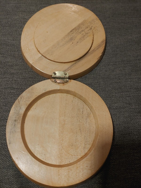 Vtg Hinged Rooster Hamburger Press gallery
