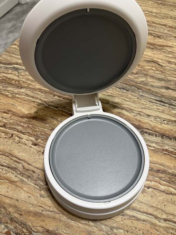 Pampered Chef Mini Single Non-Stick Burger Press 3-Hole Lid 4 in White/Gray gallery