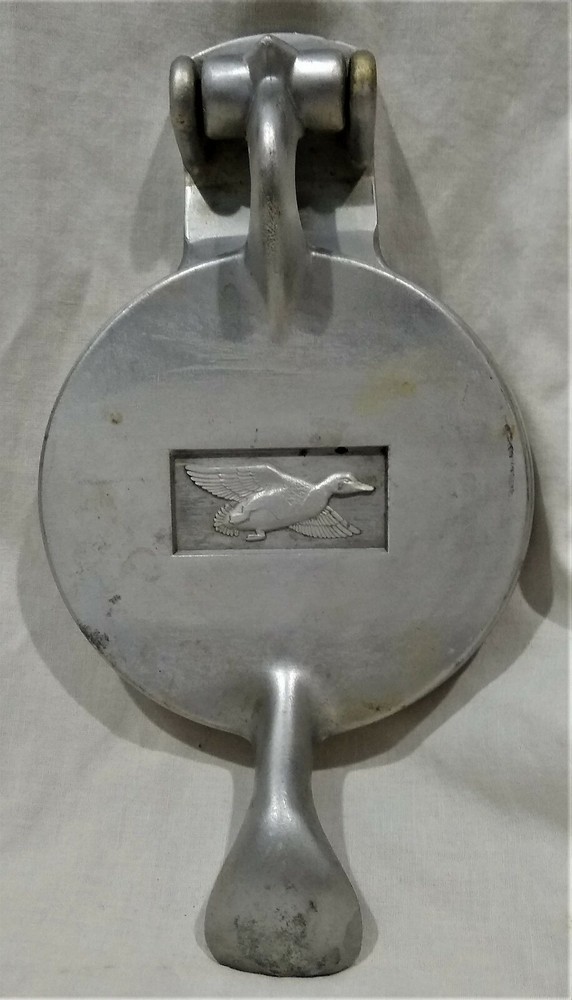 Vintage Aluminum/Metal Round 5" Hamburger Embossing Press--Goose/Duck/Pheasant
