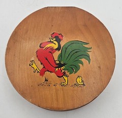 Vintage MCM Hand Painted Wooden Wood Double Hamburger Press Rooster Design