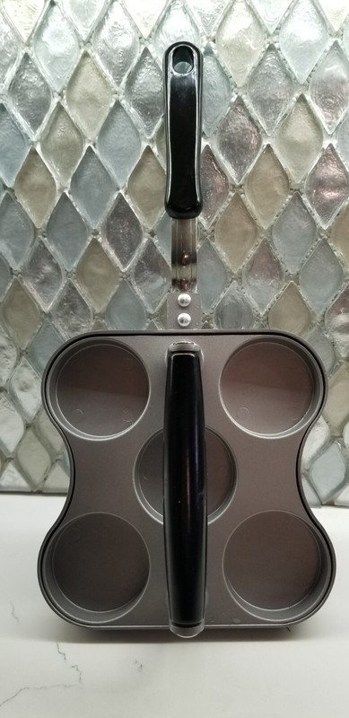 BIG CITY SLIDER Pan Mini Burgers/ Sliders Stove Top Pan EUC gallery