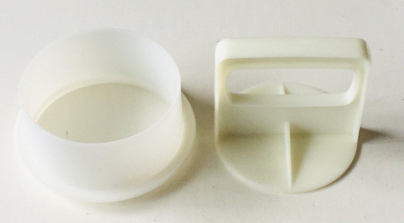 ONE HAMBURGER PRESS/ Burger Press Patty Maker Size 3.8"D White/Plastic gallery