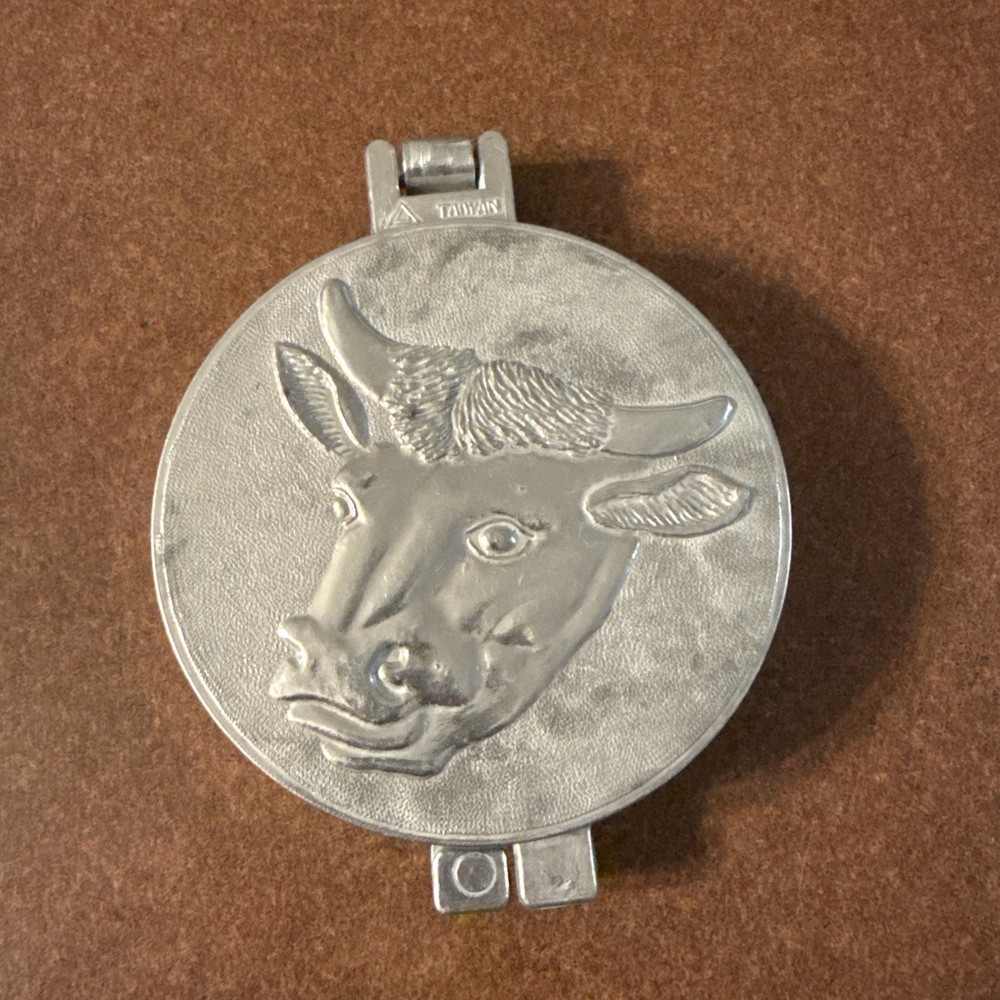 Vintage Aluminum Hamburger Press Bull Head Taiwan Cast Meat Patty Mold