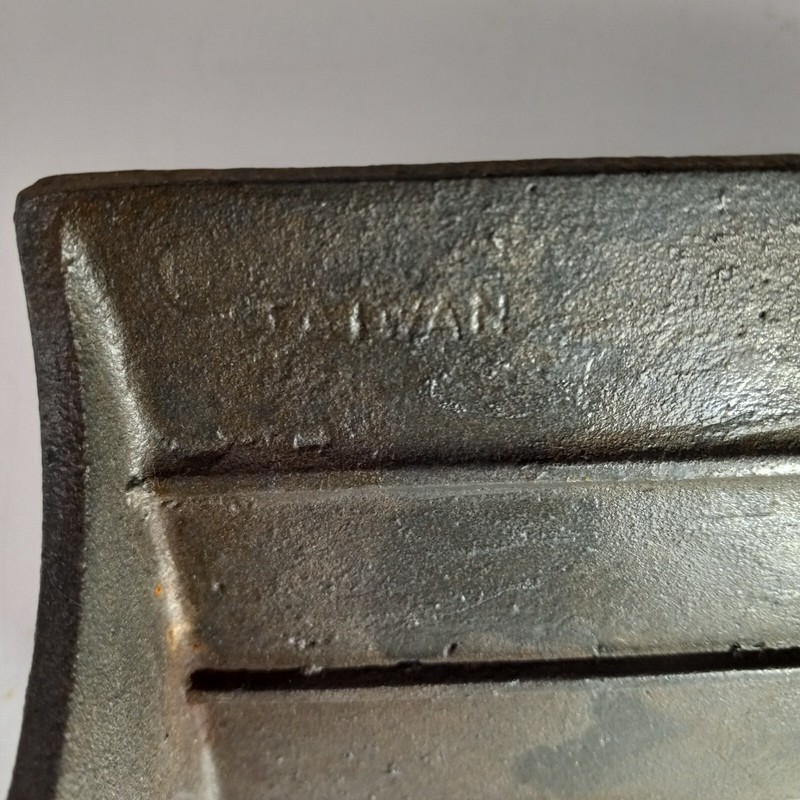 VTG Cast Iron Bacon Press w Wooden Handle 7 x 4.25" BBQ Grill Meat Smash Steak gallery