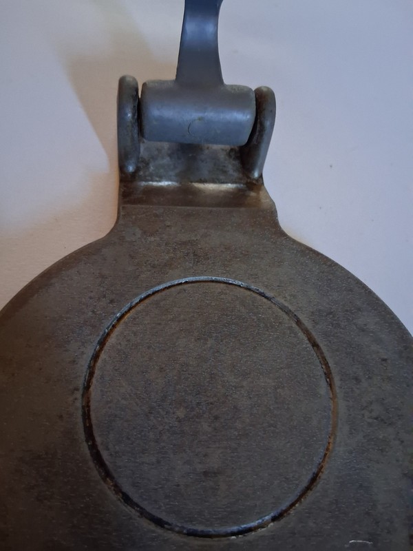 Hamburger Smasher Cast Aluminum A Duck On The Top 5.25 Inchs Across By Sears gallery