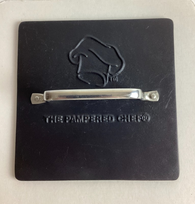 VTG (2006) Pampered Chef Heavy Duty Cast Iron 8 1/2" Square Grill Press #2875 gallery
