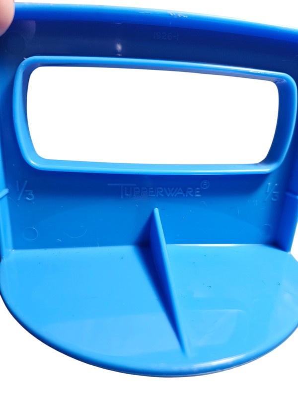 Tupperware Hamburger Patty Press Set w/ Freezer Containers Round Burger Maker... gallery