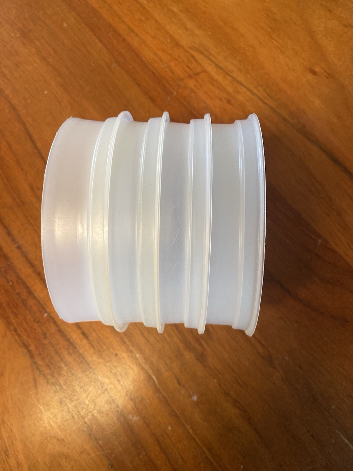Set of 4 Tupperware Burger Patty Molds Keepers Vintage gallery