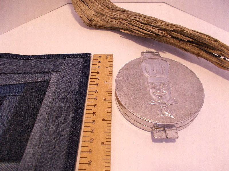 Vtg Hamburger Press / Vegetarian Burger Maker w Chef Design & Denim Potholder gallery